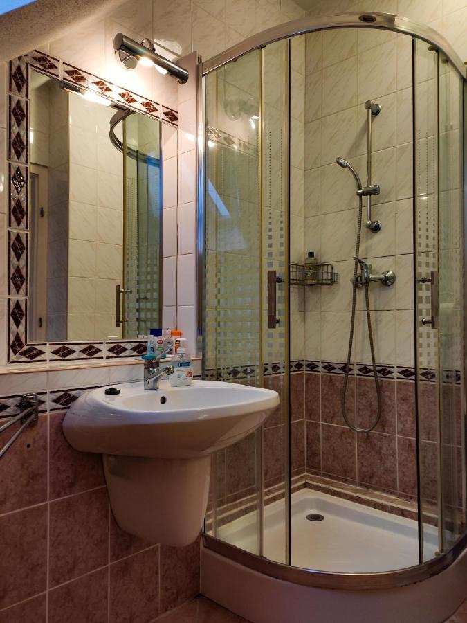 Afrodite Apartmanhaz エゲル エクステリア 写真